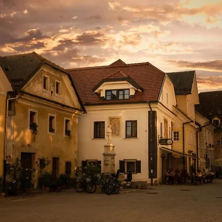 Hisa Linhart, & Restaurant Hotel