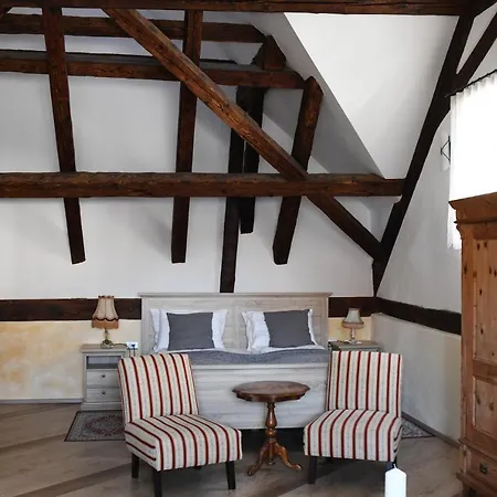 Hisa Linhart, & Restaurant Hotel Radovljica
