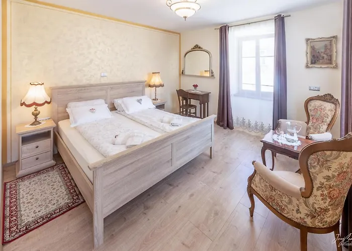 Hisa Linhart, & Restaurant Hotel