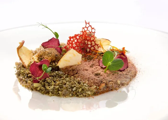 Hisa Linhart, & Restaurant