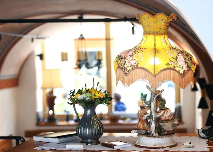 Hisa Linhart, & Restaurant 2* Radovljica