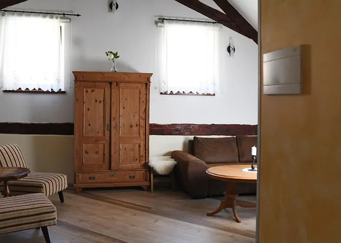 Hisa Linhart, & Restaurant Hotel