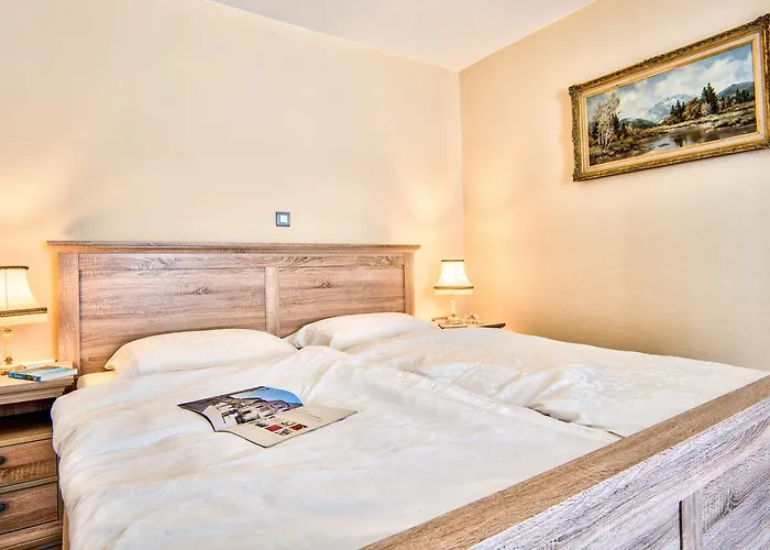 Hotel Hisa Linhart, & Restaurant 2*