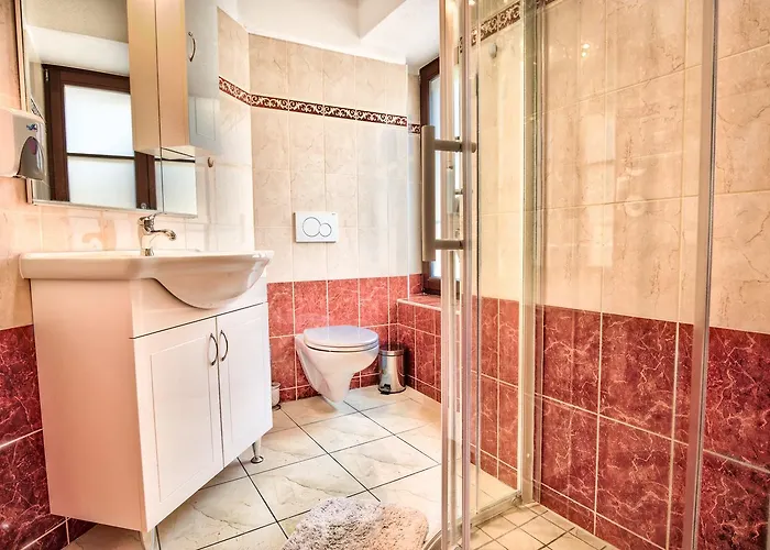 Hotel Hisa Linhart, & Restaurant Radovljica