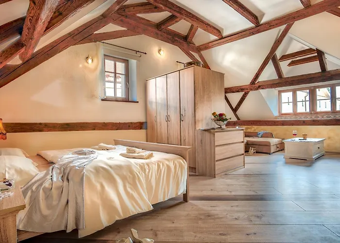 Hotel Hisa Linhart, & Restaurant