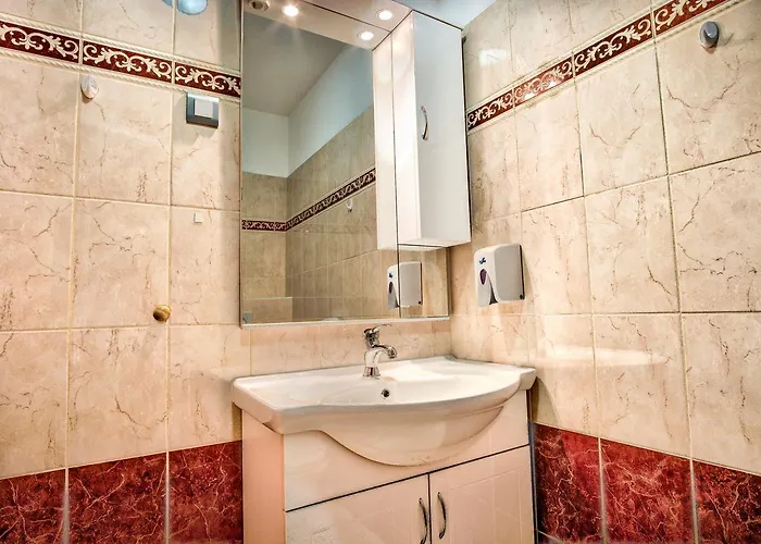 Hotel Hisa Linhart, & Restaurant Radovljica